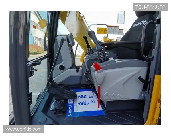 挖掘机驾驶室隔音降噪改装材料